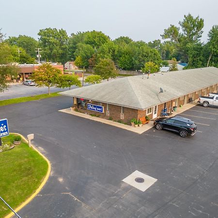 Sleep-Ees Inn, Saginaw & Frankenmuth Esterno foto