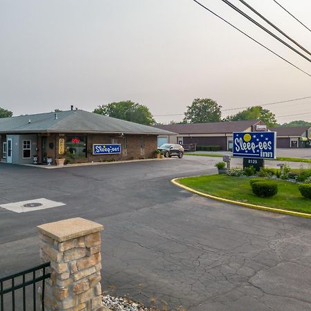 Sleep-Ees Inn, Saginaw & Frankenmuth Esterno foto